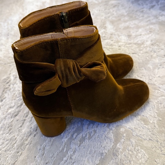 Madewelll Esme Bow Boot In Velvet SZ Burnished Cedar Brown Ankle holiday - Picture 5 of 13